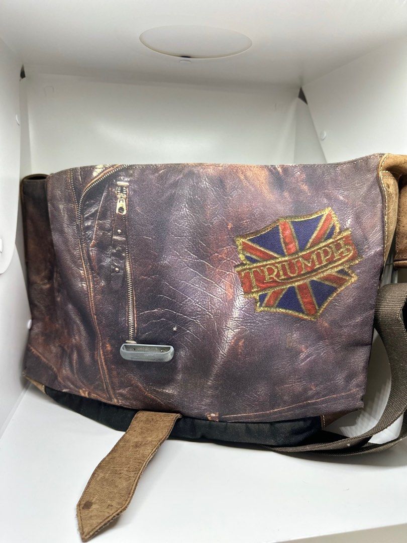 Paul Smith X Triumph messenger bag, Luxury, Bags & Wallets on Carousell