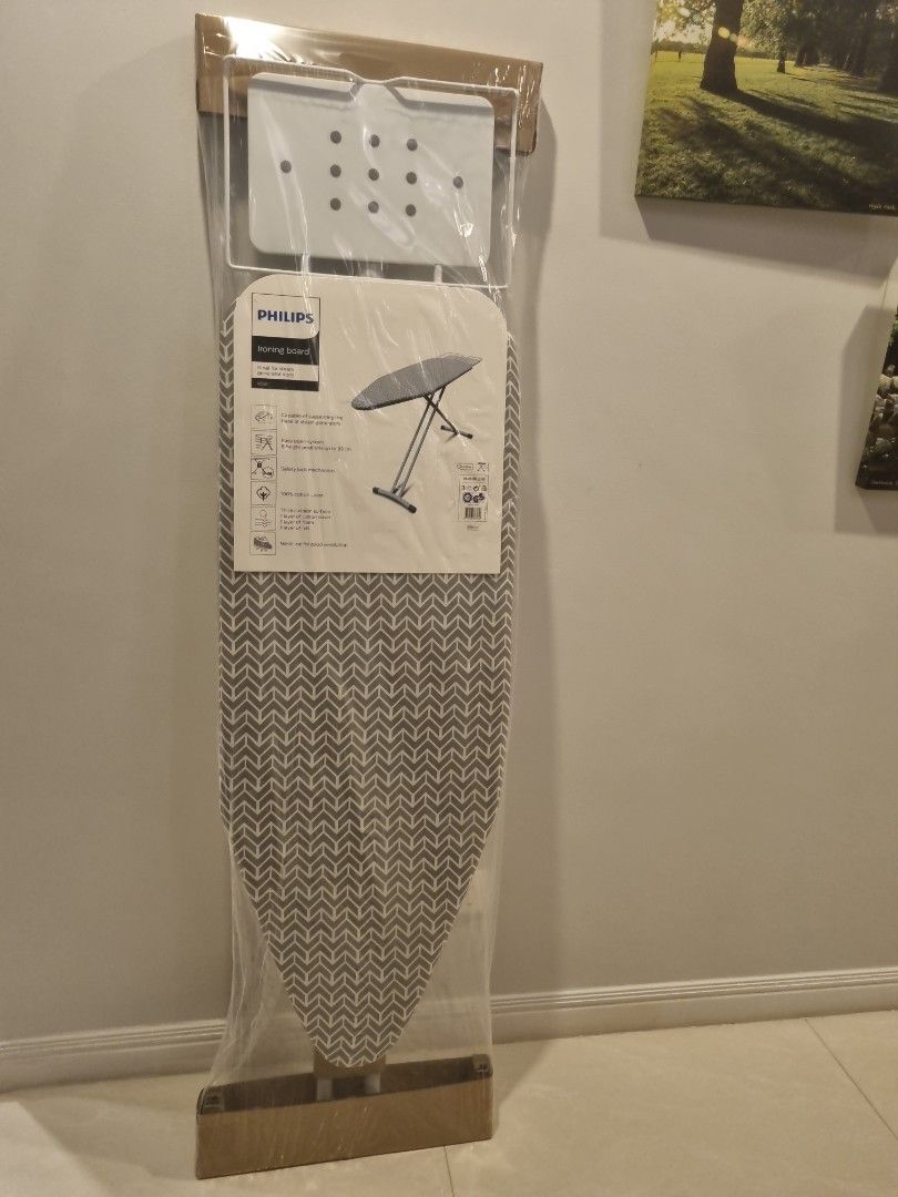 Philips Large Ironing board for steam generators, TV & Home Appliances