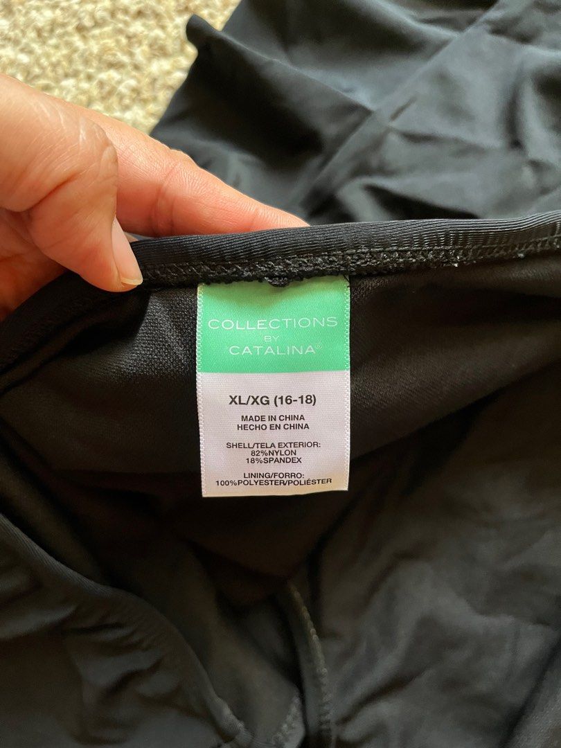 Plus Size Skirt (Category: Bikinis & Swimsuits) located in Paranaque City. Submitted by nm_essentials (Listing ID 1219445095, Image 3). Description: Preloved Swimwear Skirt Brand: Collections by Catalina Color Black Size: 16-18 Made in China Condition 8/10 Super nice!!! Pick up location: Sun Valley, Parañaque Mode of payment: GCash, Bank Transfer only NO COD & NO COP .