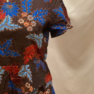 Preloved blouse atasan kerja wanita batik merk adikusuma size s