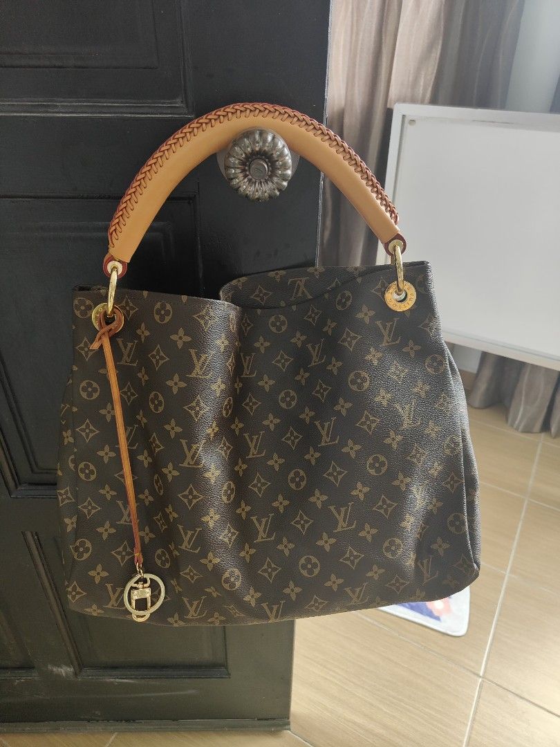 Louis Vuitton, Bags, Authentic Lv Artsy Gm Xl Size