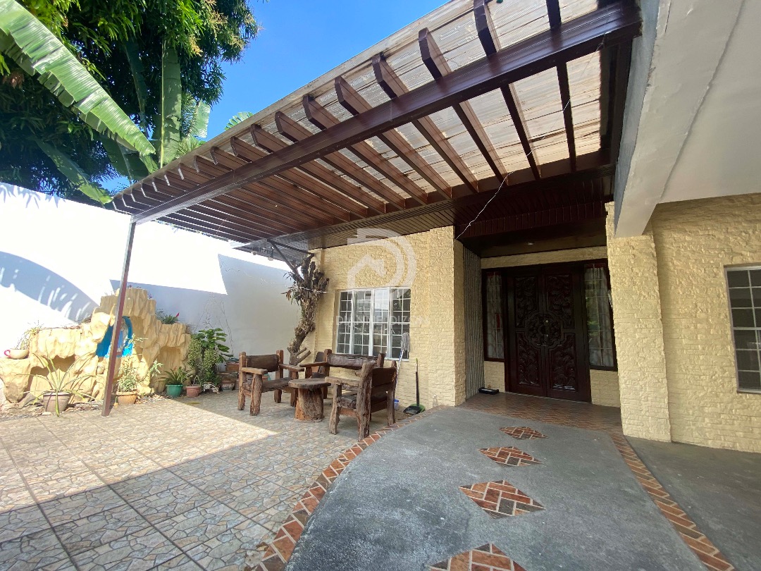 Preowned House for Sale in Filinvest Homes East Marcos Highway Antipolo