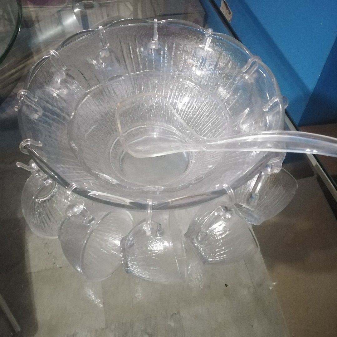 Punch bowls, coffee sets, tea sets (Category: Coffee & Tea Tableware) located in Marikina City. Submitted by jesus1smysavi0r (Listing ID 1219426255, Image 2). Description: 2 sets of classic punch bowls with 12 cups, laddles and fruit bowl P1, 500 Tea sets P499 coffee sets with saucers and stand P599.