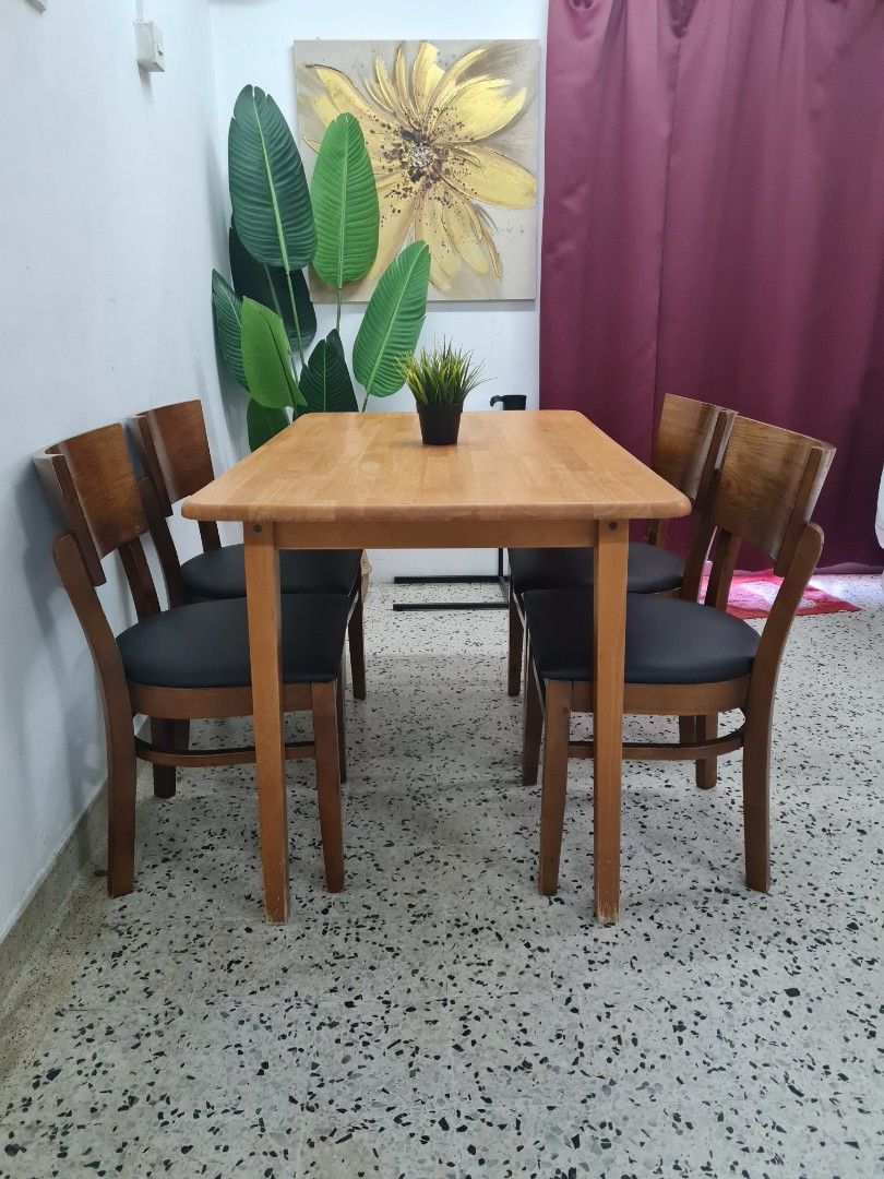 rubber wood dining table with 4 solid wood chair, Furniture & Home Living, Furniture, Tables