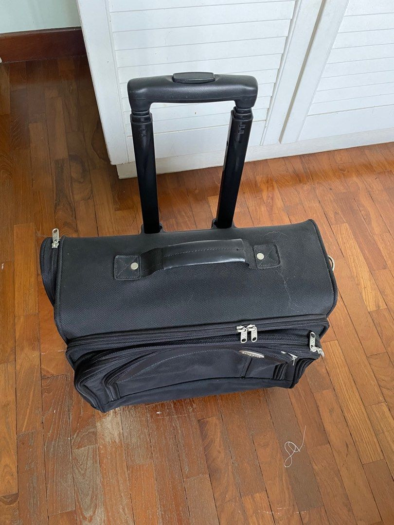 Samsonite Briefcase with wheels, Men's Fashion, Bags, Briefcases on