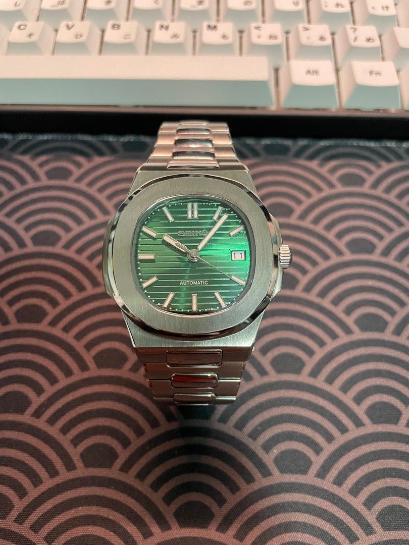 Seiko Custom Mod “Nautilus 5711 Green” 42mm case, Men's Fashion, Watches &  Accessories, Watches on Carousell