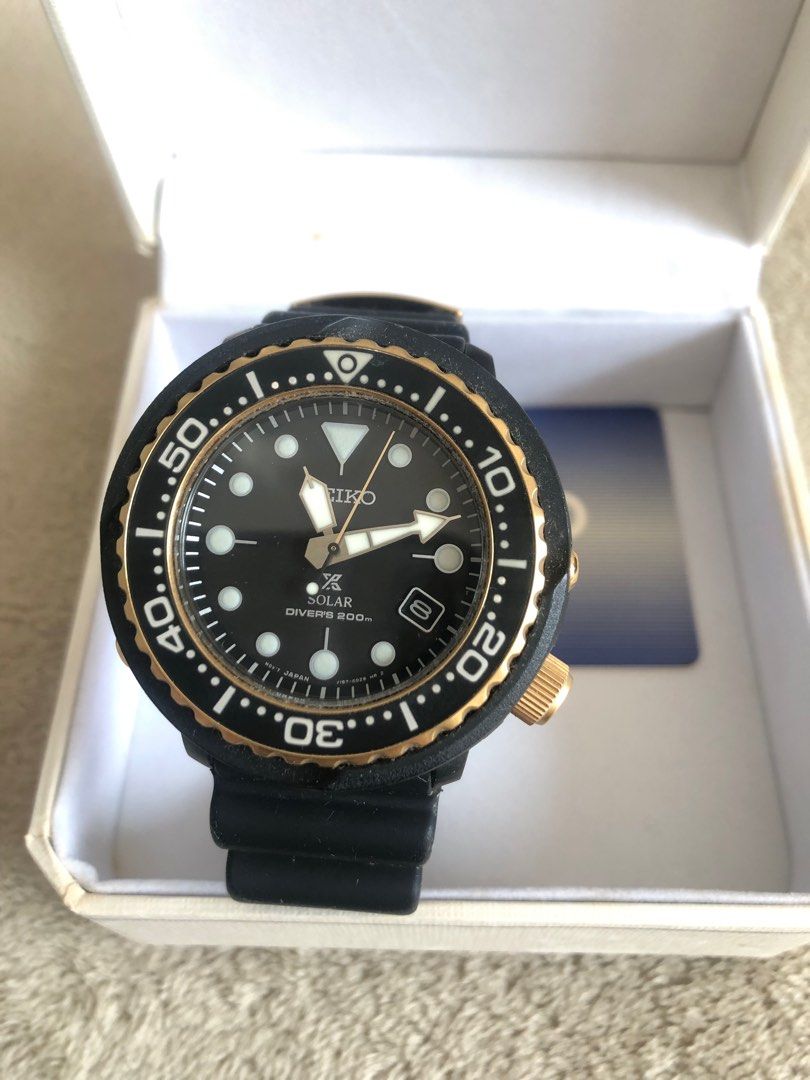 Seiko analogue best sale quartz solar