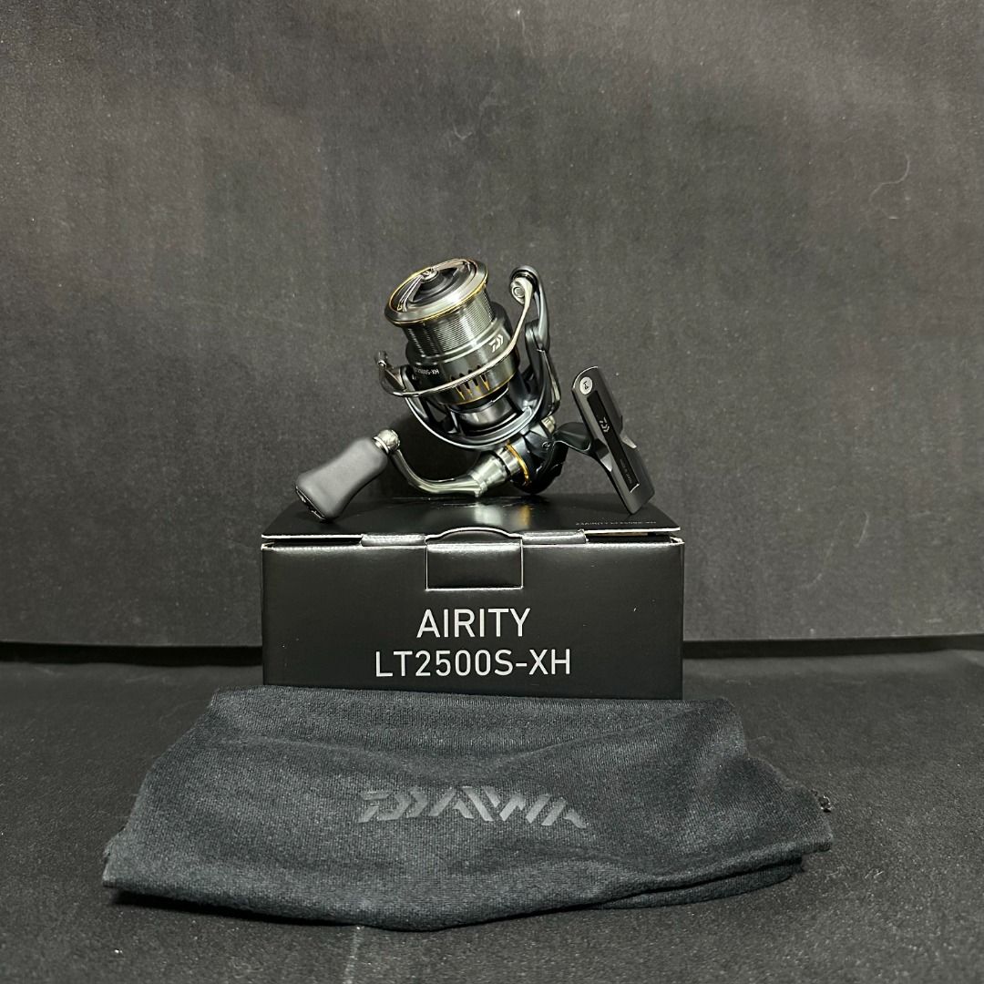 快閃減價】DAIWA AIRITY LT2500S-XH, 運動產品, 釣魚- Carousell