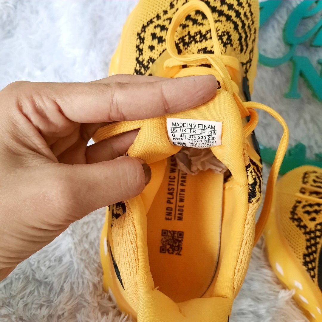 Size 37,5, insole 23cm] Adidas Ultra Boost Web DNA Yellow Yeezy Ultraboost  Preloved Shoes Sepatu Thrifting, Fesyen Wanita, Sepatu di Carousell