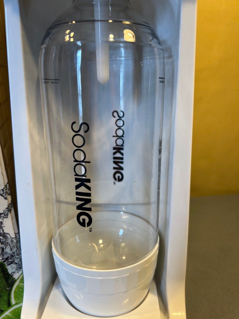 Soda Stream (Category: Other Kitchen Appliances) located in Quezon City. Submitted by lucas_luxuries (Listing ID 1219511155, Image 3). Description: Sodastream (4999 pesos) - Australian Mall Pullouts - Australian Mall Display - Good as Brandnew - Machine only Co2 Cylinder not included.