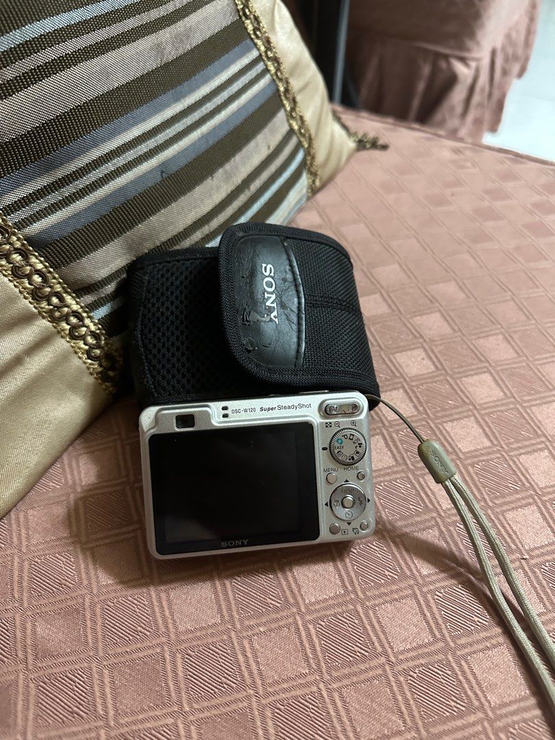Appareil Photo Sony Cybershot DSC-W120 7,2 MP - Argent - Version Japonaise - Occasion
