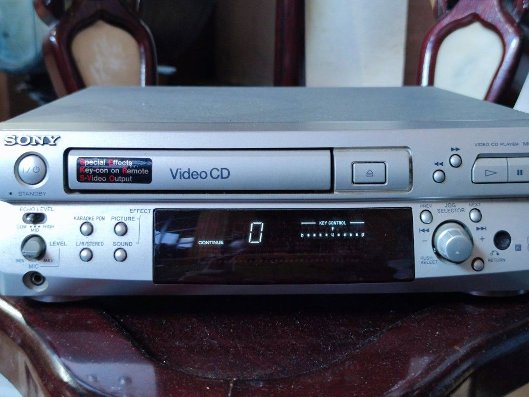 Sony VCD player MCES78K, Hobbies & Toys, Collectibles & Memorabilia