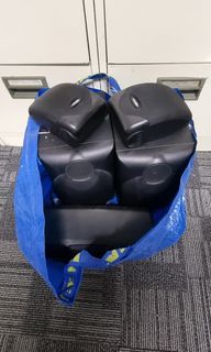 Speaker set