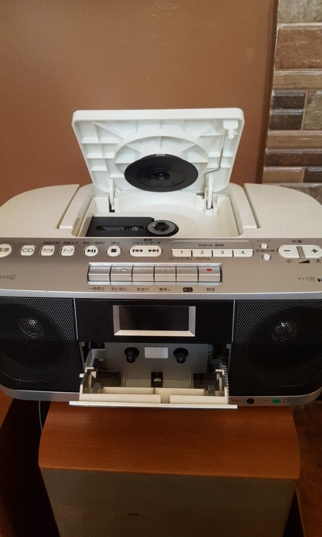 TOSHIBA CD Cassette Radio Player on Carousell