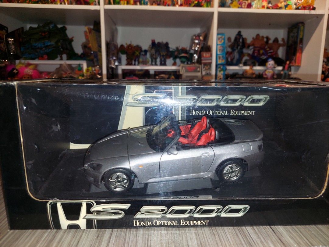 Vintage AutoART Honda S2000 rare! (Category: Vehicle & Diecast Models) located in Manila. Submitted by retrotoycollections (Listing ID 1219528105, Image 1). Description: opened, but the toy itself is unused and mint feel free to make an offer.