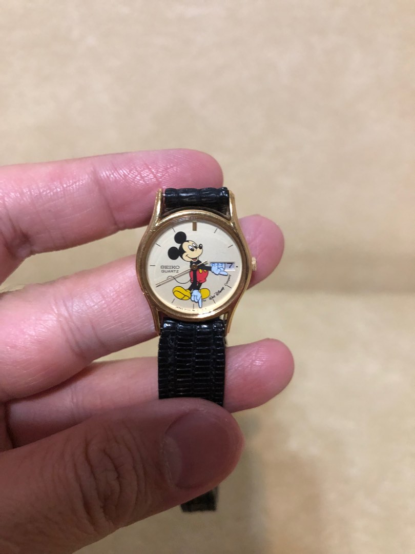 Vintage Seiko Mickey Mouse watch working perfectly!, Women's Fashion,  Watches & Accessories, Watches on Carousell