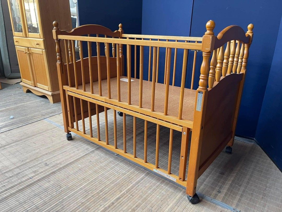 Antique wood hot sale crib