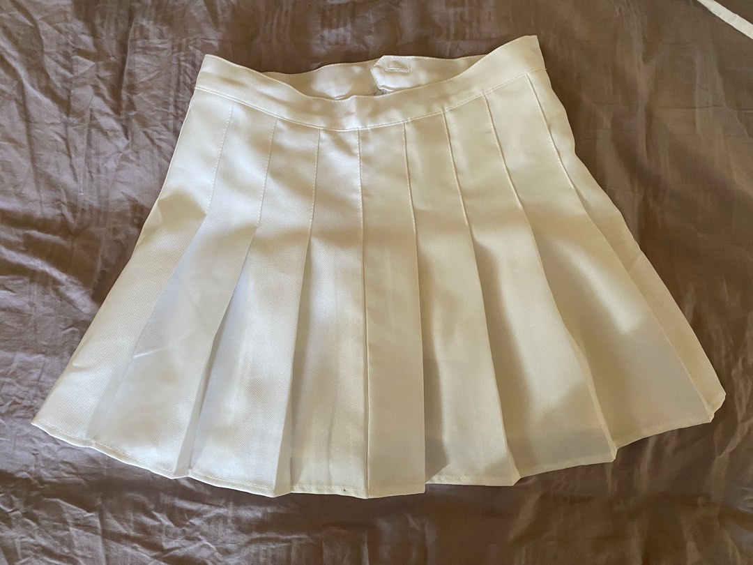 y2k coquette white mini skirt, Women's Fashion, Bottoms, Skirts on ...