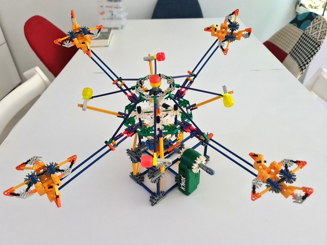 Knex supersonic swirl store
