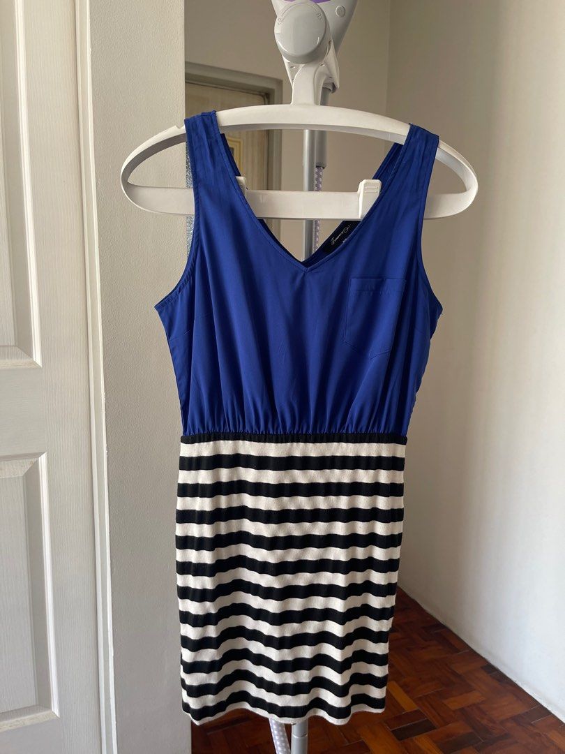 Authentic Forever 21 Bodycon Dress (Category: Dresses) located in Paranaque City. Submitted by glamlac (Listing ID 1219594390, Image 1). Description: Authentic Pre owned Medium (best fits M-Semi L) .