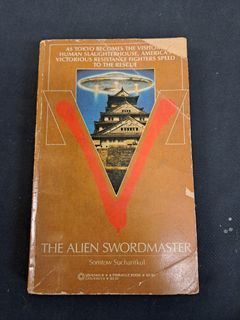 V: The Alien Swordmaster - Sucharitkul, Somtow - Published by Pinnacle, 1985. First Paperback Edition.