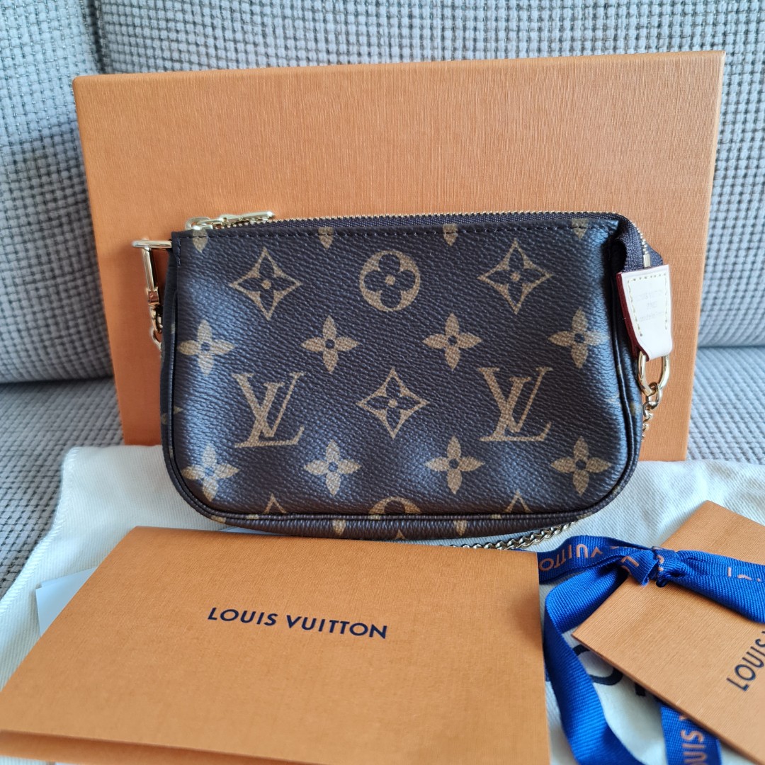 Louis Vuitton Double Card Holder Monogram Brown - - Depop