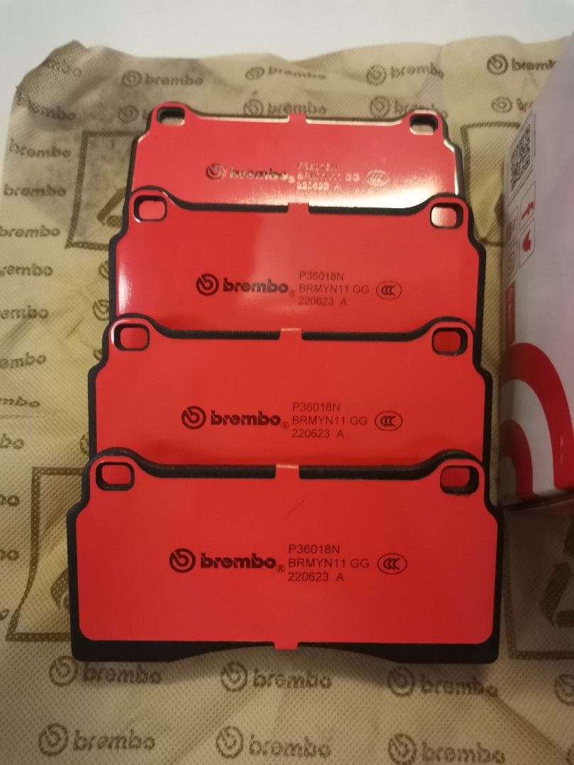 Brembo NAO ceramic brake pads for Nissan GTR35 (Rear), Car Accessories