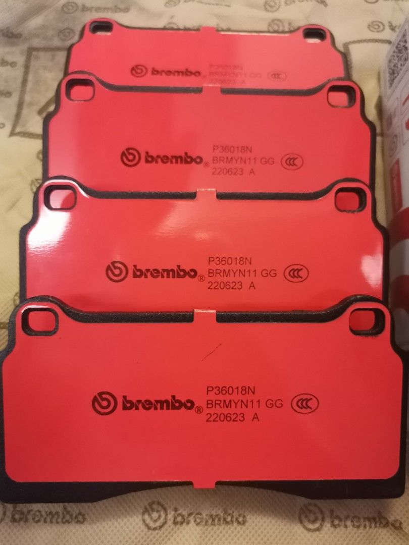 Brembo NAO ceramic brake pads for Nissan GTR35 (Rear), Car Accessories