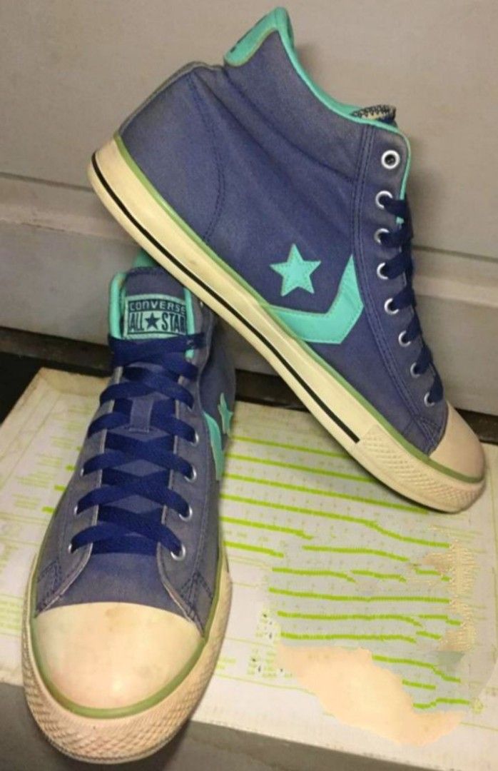 Converse half cut store