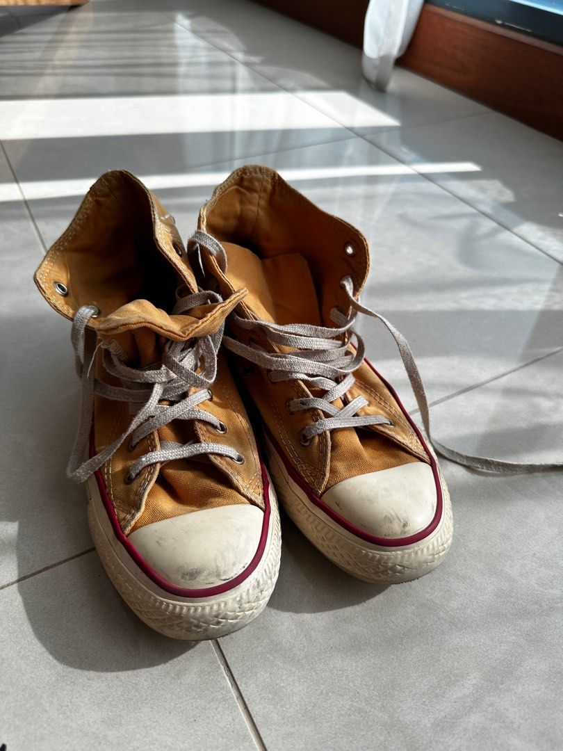Converse high shop tops size 3