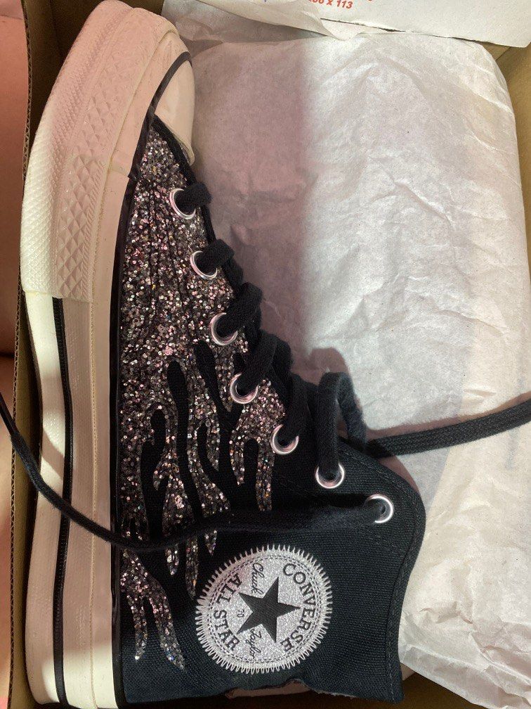 Chuck taylor sales glitter sneaker