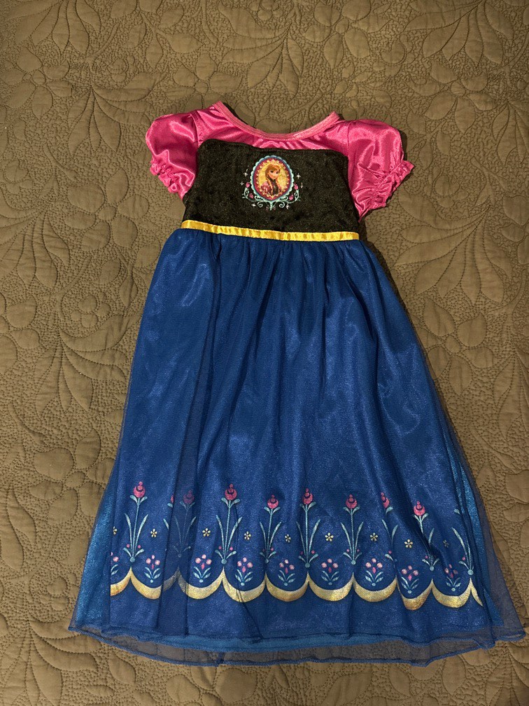 Disney Anna Frozen fancy dress (12 Years old), Babies & Kids, Babies & Kids Fashion on Carousell