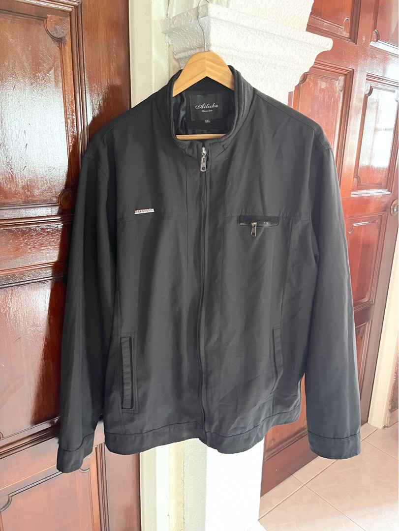 Elegant shop black jacket