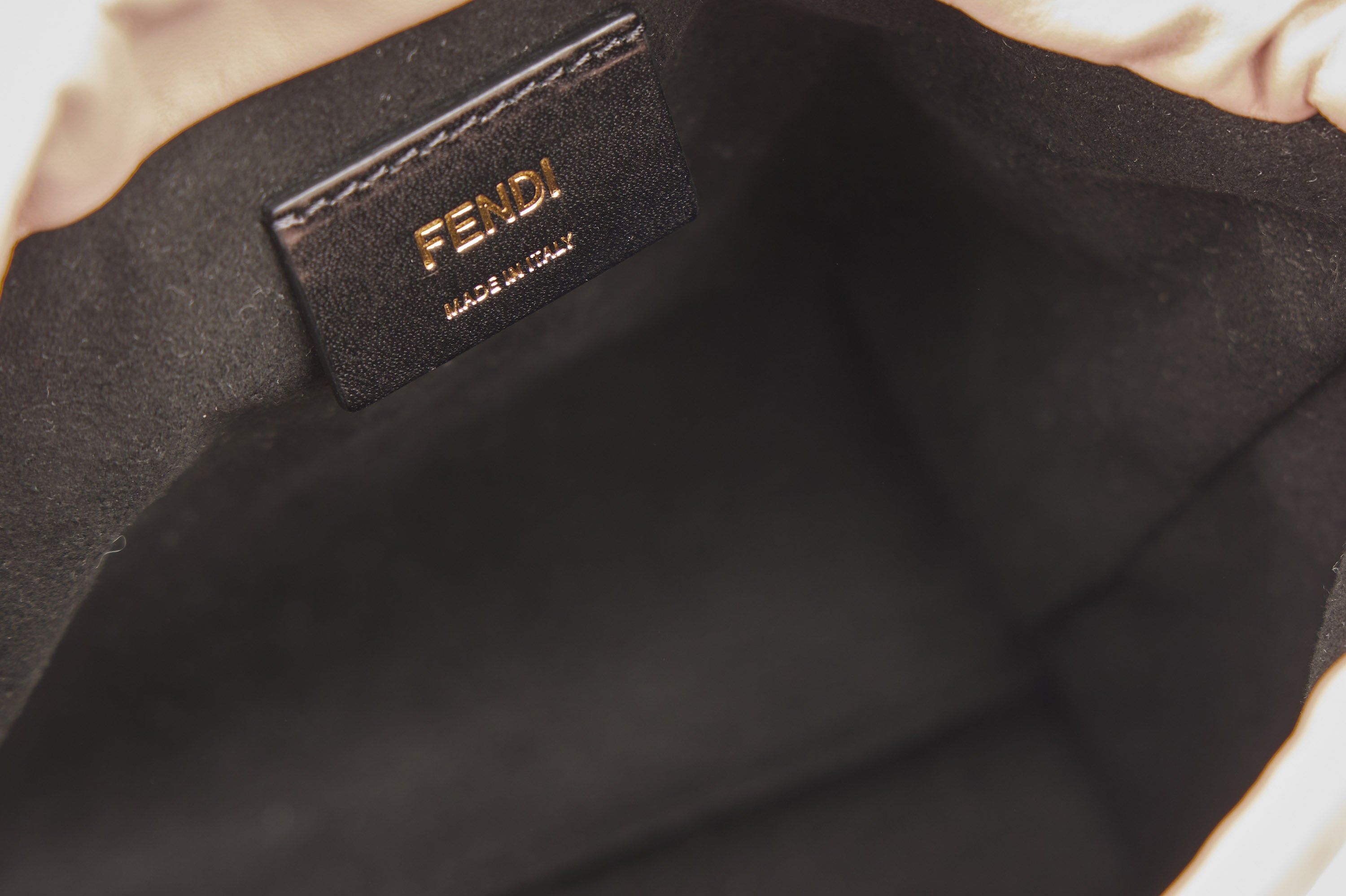 New Fendi Roma Sack Pink Leather Drawstring Pouch Crossbody Bag