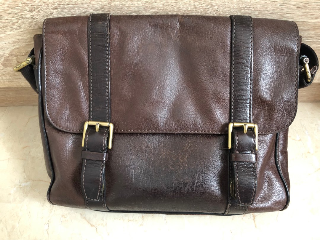 Fossil Messenger Bag, Fesyen Pria, Tas & Dompet , Lainnya di Carousell