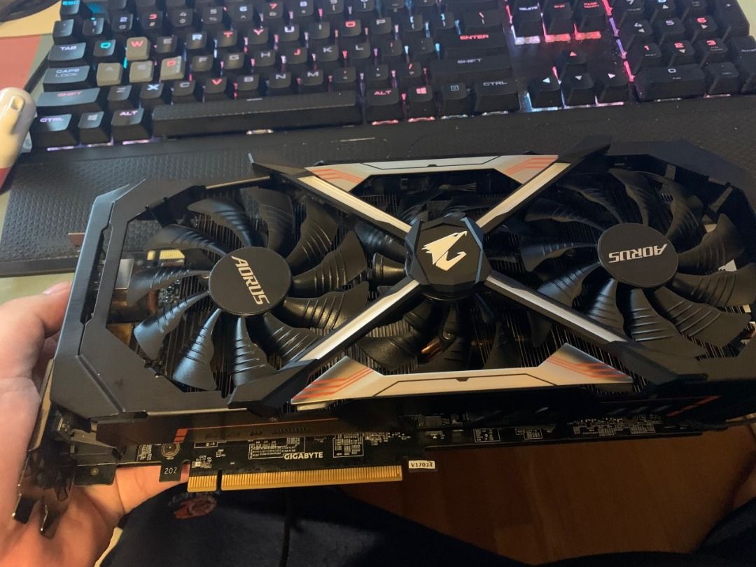Gigabyte discount aorus 1080