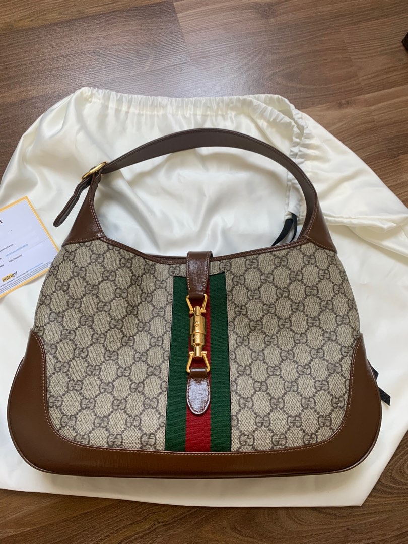 Gucci jackie medium 2025