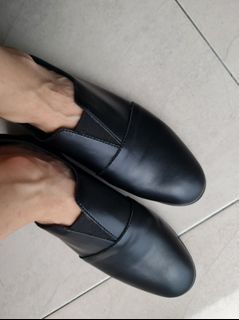 Handmade leather loafers - size EUR39 / 24.5cm