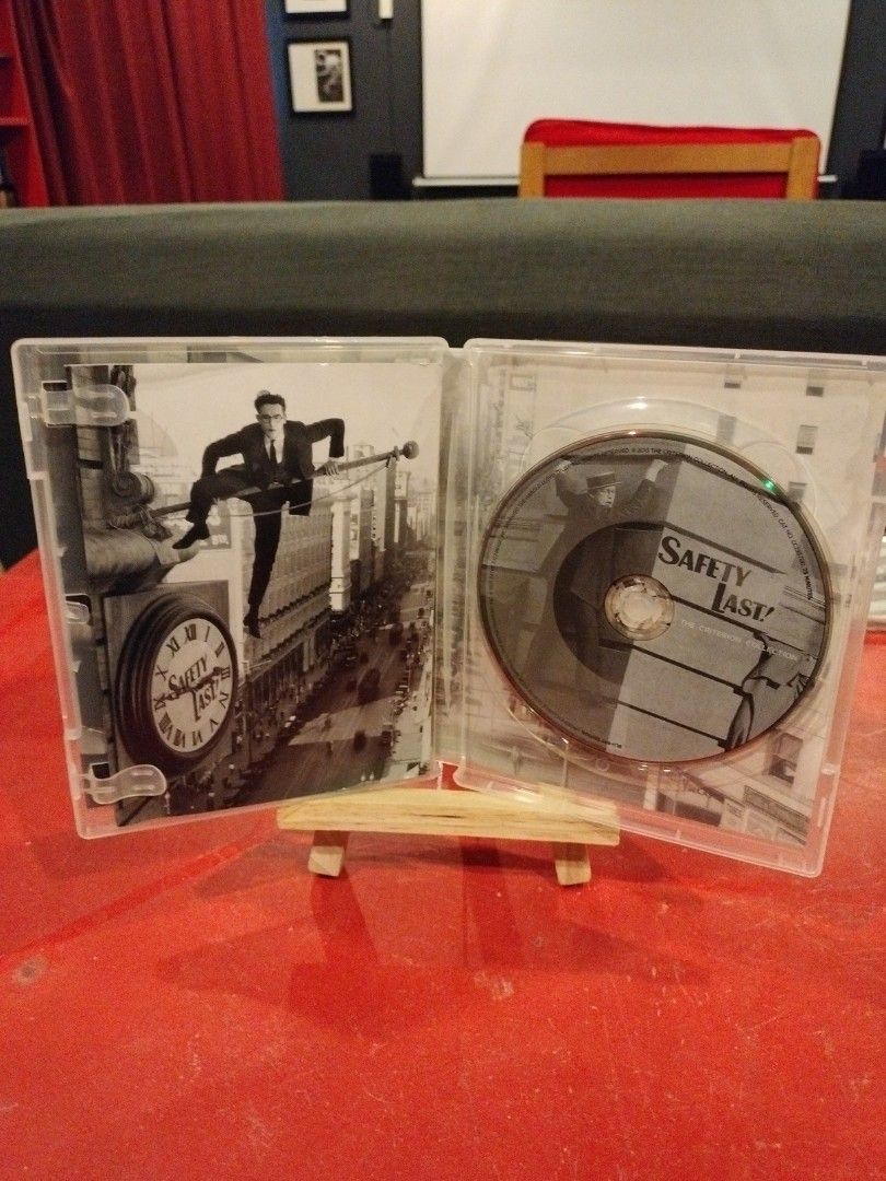 Harold Lloyd Safety Last Criterion Collection Bluray, Hobbies & Toys