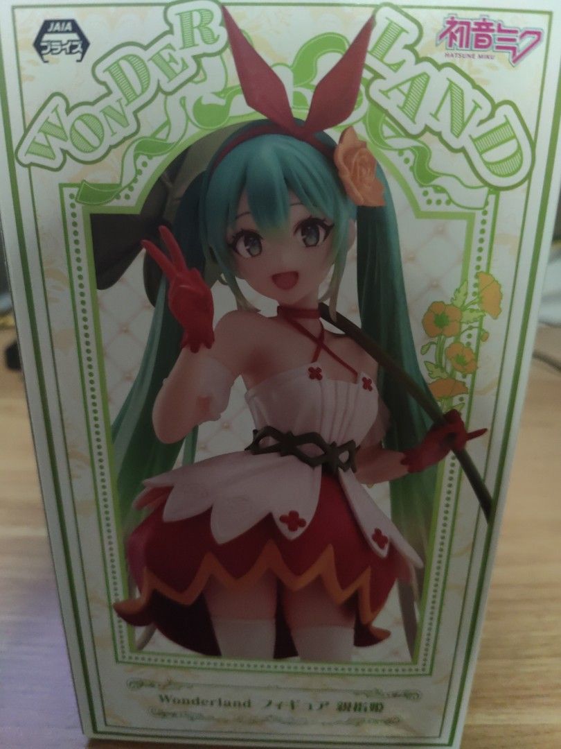 Vocaloid Hatsune Miku (Thumbelina) Wonderland Figure/Figurine, Hobbies ...