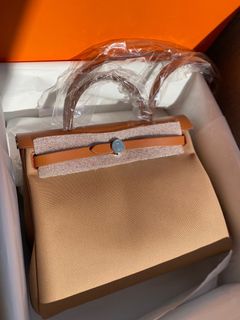 （分類：）位於 。 由 Koyukist 提交（商品編號 1219564095，圖片 1）。簡介： 。