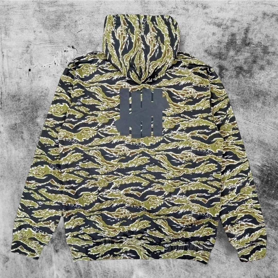 Undefeated hotsell tiger hoodie
