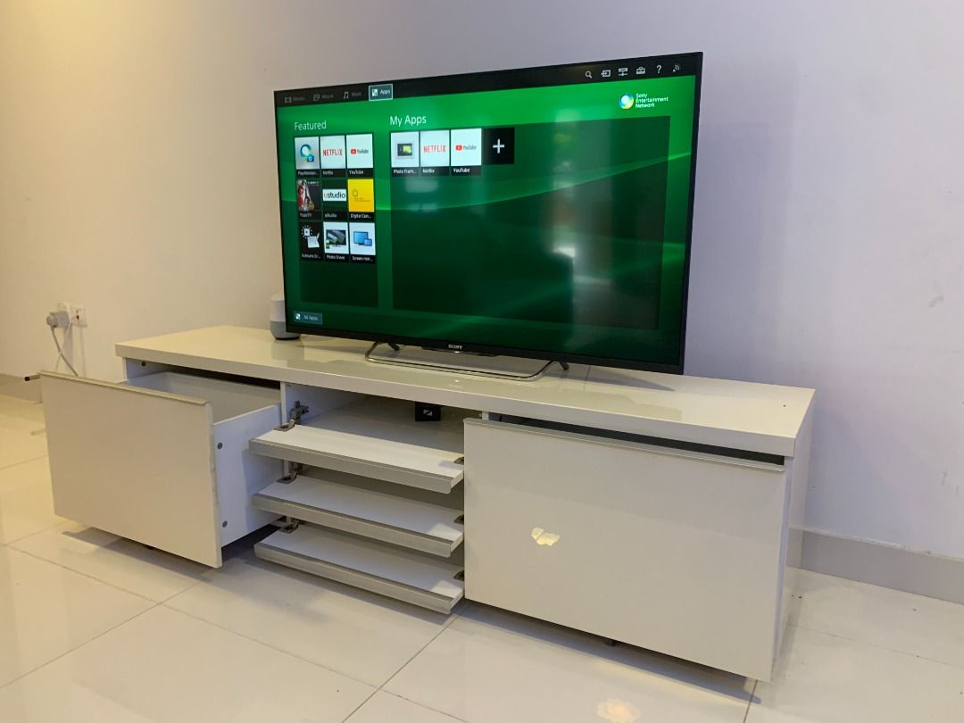 IKEA Besta Burs TV bench (console) highgloss white, Furniture & Home