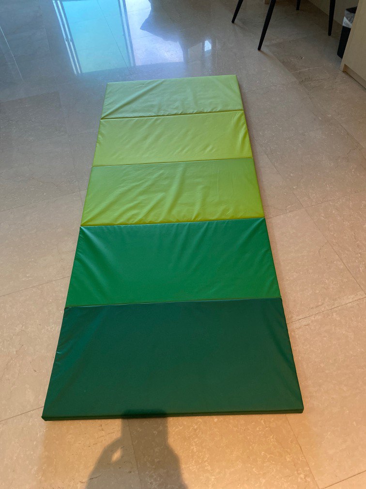 IKEA PLUFSIG Folding Gym Mat 78cm x 185 cm, Sports Equipment, Exercise