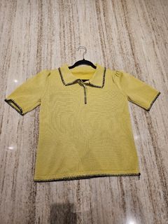 Clearing closet  sale Lime w black embroidery polo tshirt