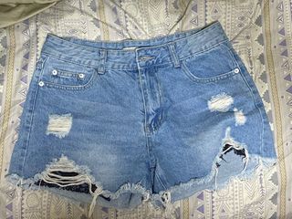 (Category: ) located in . Submitted by smiskills (Listing ID 1219738632, Image 1). Description: .