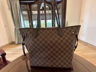 (Category: ) located in . Submitted by shopholicssingapore (Listing ID 1219659028, Image 1). Description: .