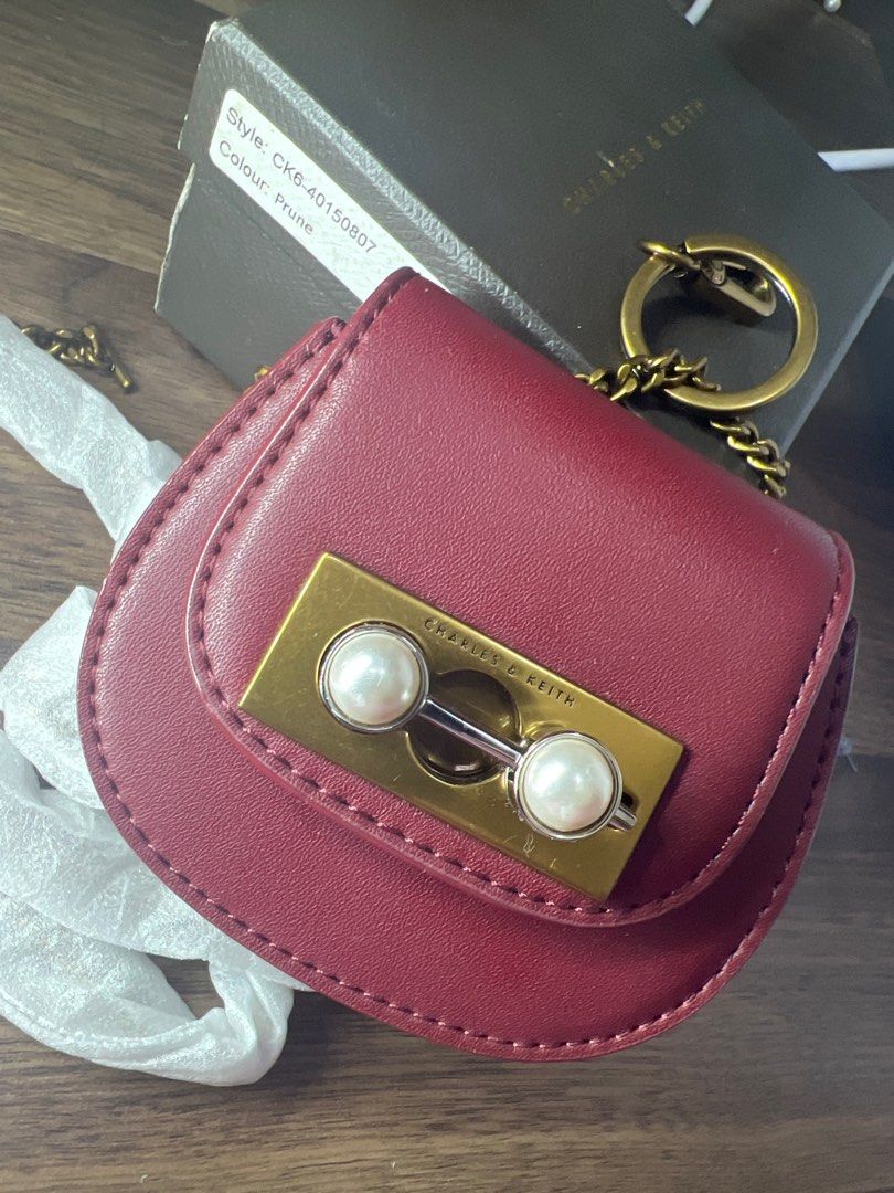 Mini horseshoe hot sale key pouch
