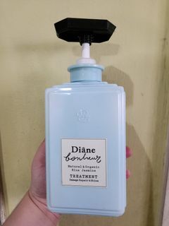 Moist Diane Bonheur Blue Jasmime Treatment