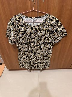 👉🏻Moschino 二手衣888不議價👈🏻